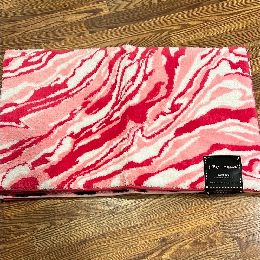 Betsey Johnson Pink and White Bath Rug